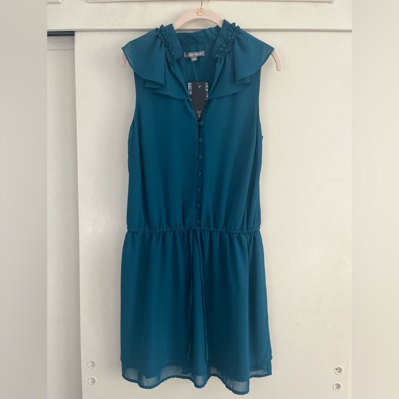 Sleeveless Dress with button front and ruffle neck TAGS ON - Picture 1 of 7